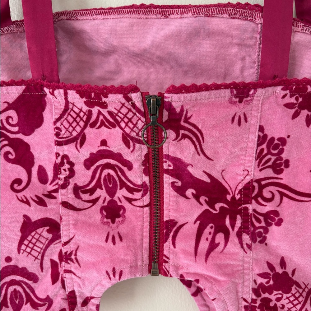 Urban Outfitters Pink Magenta Velvet Trixie Corset Top Ribbon Straps Size Medium - Picture 6 of 8